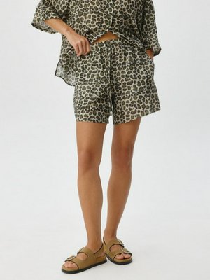 Шорты из тенселя и льна, арт. 10903