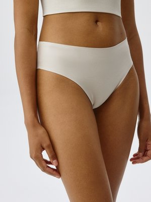 Базовые бесшовные трусы-слипы, арт. 11004