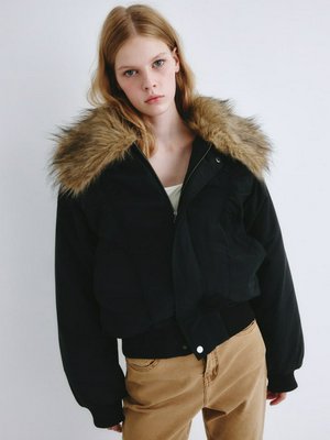 Короткая куртка с меховым воротником, арт. 11623