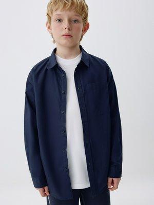 Хлопковая рубашка оверсайз для мальчиков, арт. 11772