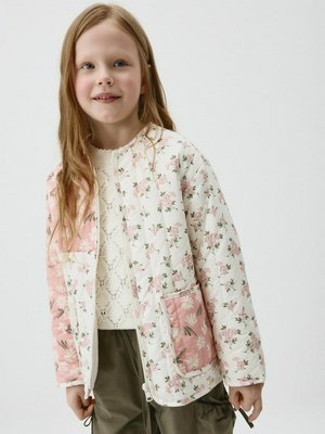 Легкая стеганая куртка в стиле пэчворк для девочек, арт. 12694