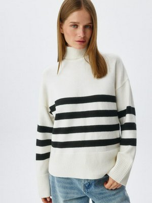 Джемпер с воротником-стойкой из шерсти, арт. 12725