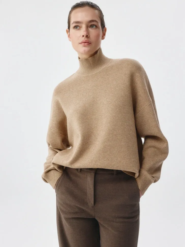 Свитер с воротником-стойкой, бежевый, арт. 12846