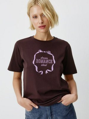 Футболка с вышивкой, арт. 12889