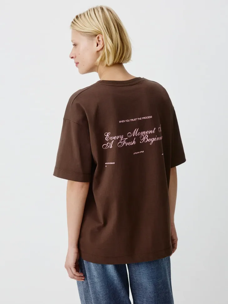 Футболка оверсайз с текстовым принтом, коричневый, арт. 12907