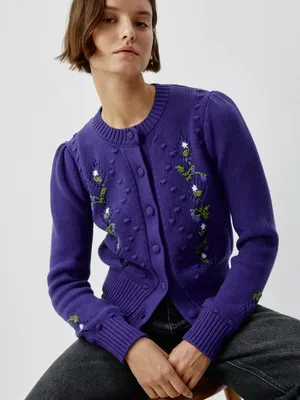 Вязаный кардиган с объемным декором и вышивкой, арт. 13105