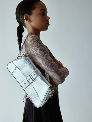 Серебристая сумка на плечо, серебристый, арт. 0000