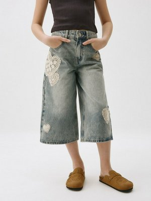 Джинсовые удлиненные шорты с аппликацией, арт. 15059