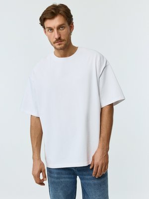 Футболка MAX OVERSIZE FIT базовая, арт. 15079