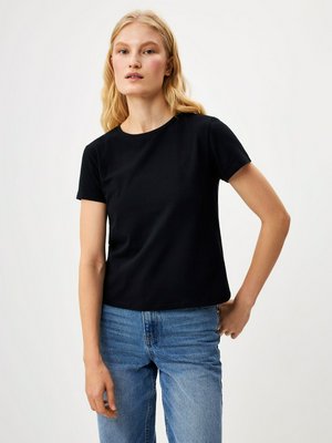 Футболка EVA SLIM FIT, черный, арт. ART001FEM