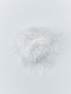 Резинка для волос с декором из перьев, белый, арт. 001