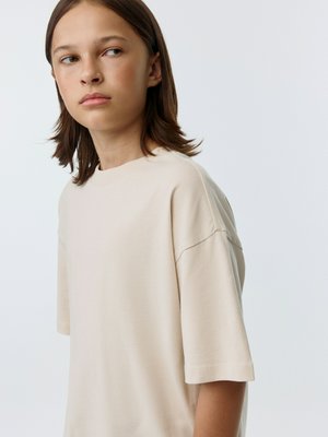 Набор из 2 базовых футболок детских, бежевый, арт. 15533