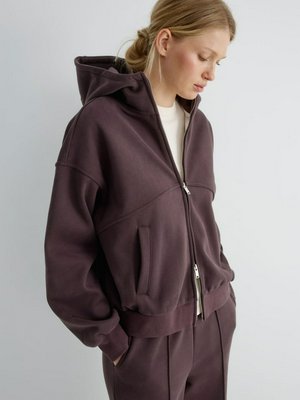 Толстовка оверсайз из футера, бордовый, арт. a7890