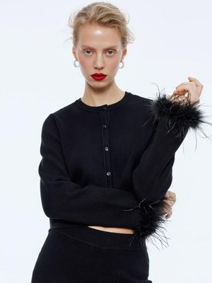 Вязаный кардиган с перьями, черный, арт. art123