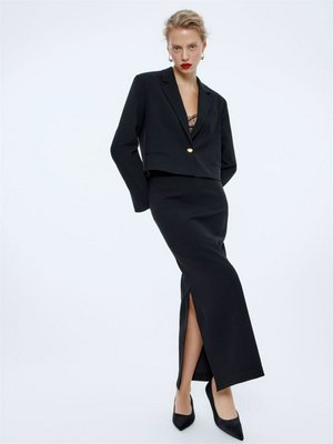 Прямая юбка из костюмной ткани, черный, арт. 123