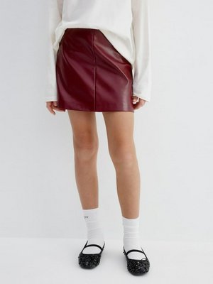 Юбка из лакированной искусственной кожи, бордовый, арт. n/a
