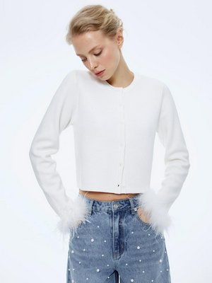 Вязаный кардиган с перьями, белый, арт. krdgn001