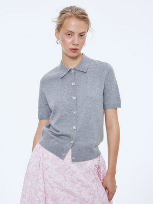 Вязаный джемпер-поло с пуговицами из страз, серый, арт. неизвестен