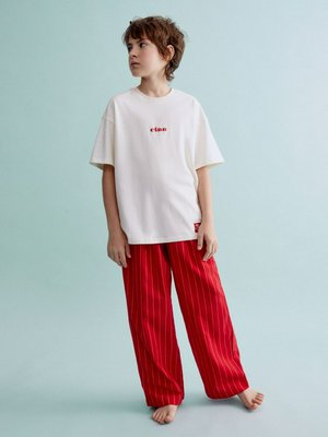 Пижама для мальчиков, красный, молочный, арт. sel23456