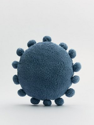 Круглая декоративная подушка с помпонами, синий, арт. 000