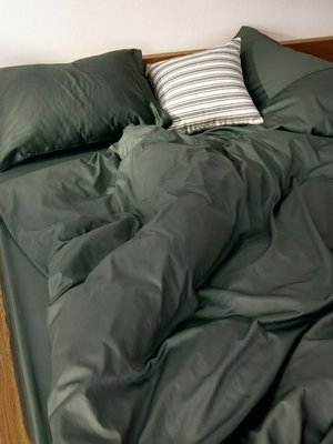 Комплект постельного белья без простыни 1,5 спальный, темно-зеленый, арт. 16967