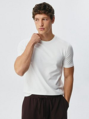 Футболка SLIM FIT базовая