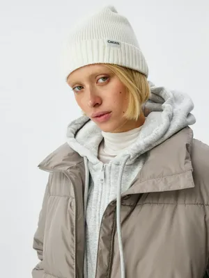 Шапка в рубчик с патчем, арт. 2384