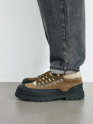 Ботинки-хайкеры из натуральной кожи, арт. 2505