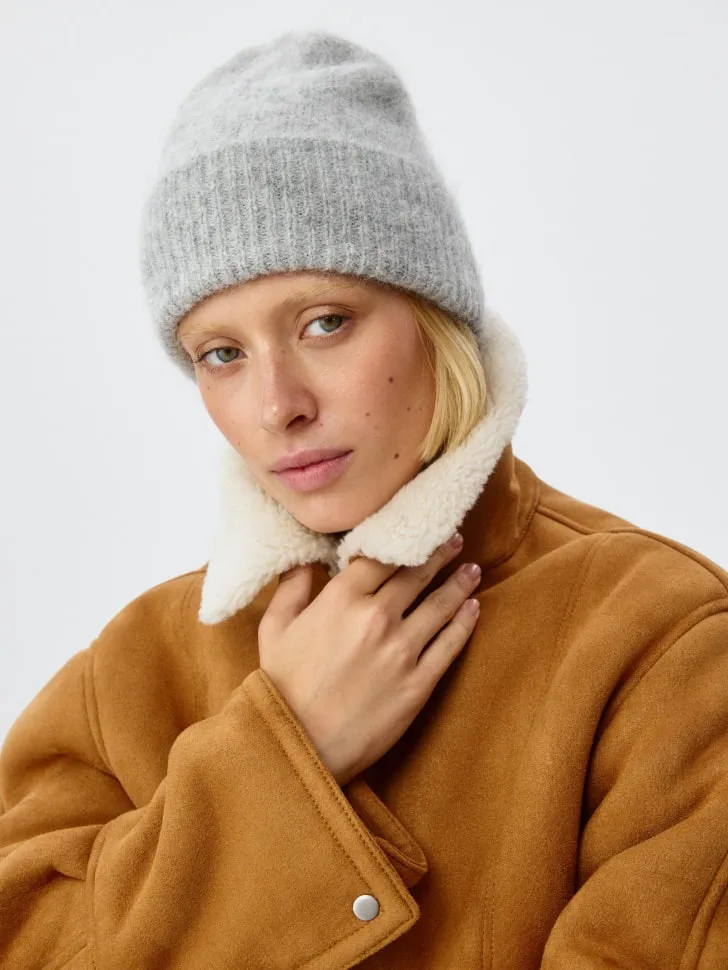 Вязаная шапка из смесовой шерсти альпаки, серый, арт. 2699