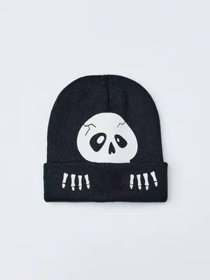 Вязаная детская шапка со светящимся в темноте принтом, арт. 2729