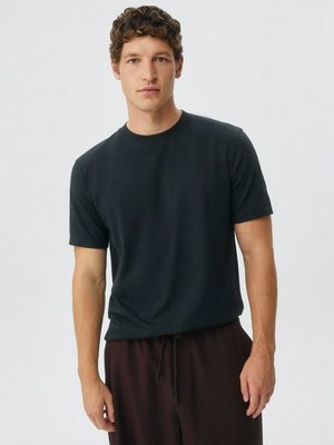 Футболка PETER REGULAR FIT базовая, арт. 3085