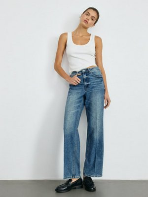 Джинсы WIDE LEG