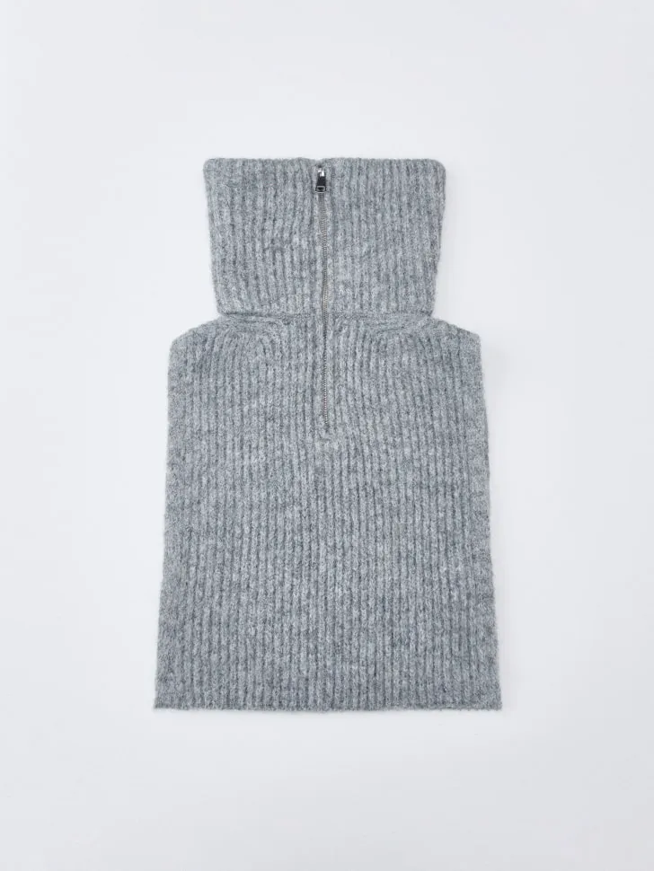 Вязаная манишка, серый, арт. 3576