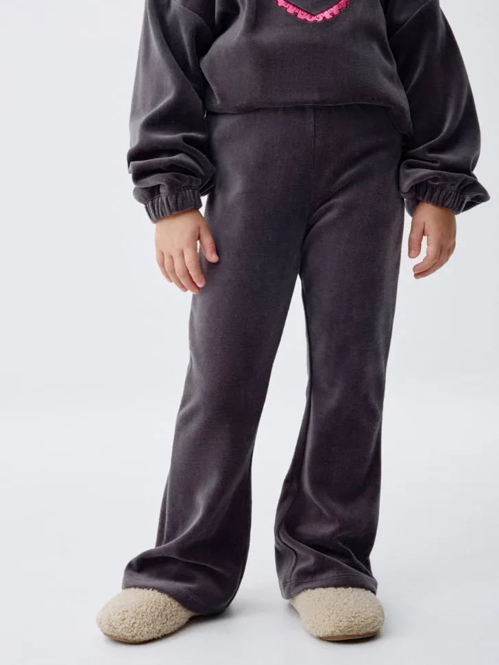 Велюровые брюки клеш для девочек, серый, арт. 3731