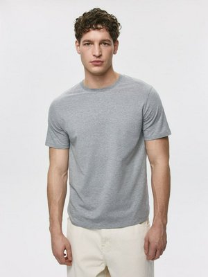 Футболка SLIM FIT базовая