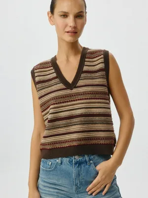 Вязаный жилет с содержанием шерсти, арт. 3947