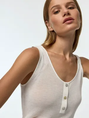 Вязаный топ Sela на пуговицах, бежевый, арт. 42521