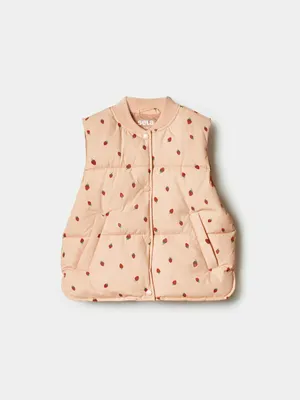 Жилет Sela стеганый с принтом клубники для девочек, розовый, арт. 42989