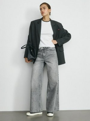 Джинсы WIDE LEG