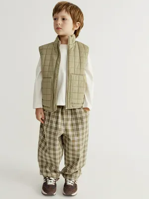 Брюки SELA О-силуэта в клетку для мальчиков, зеленый, арт. 45429