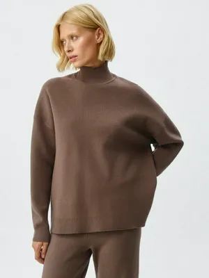 Вязаный свитер с воротником-стойкой, арт. 4682