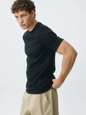 Приталенная футболка в рубчик, черный, арт. 5337