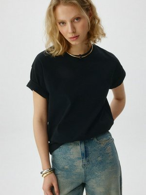 Футболка KATE OVERSIZE FIT