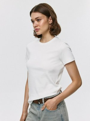 Футболка KIRA SLIM FIT