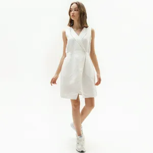 Женское платье Lacoste Slim Fit, белый, арт. EF0011