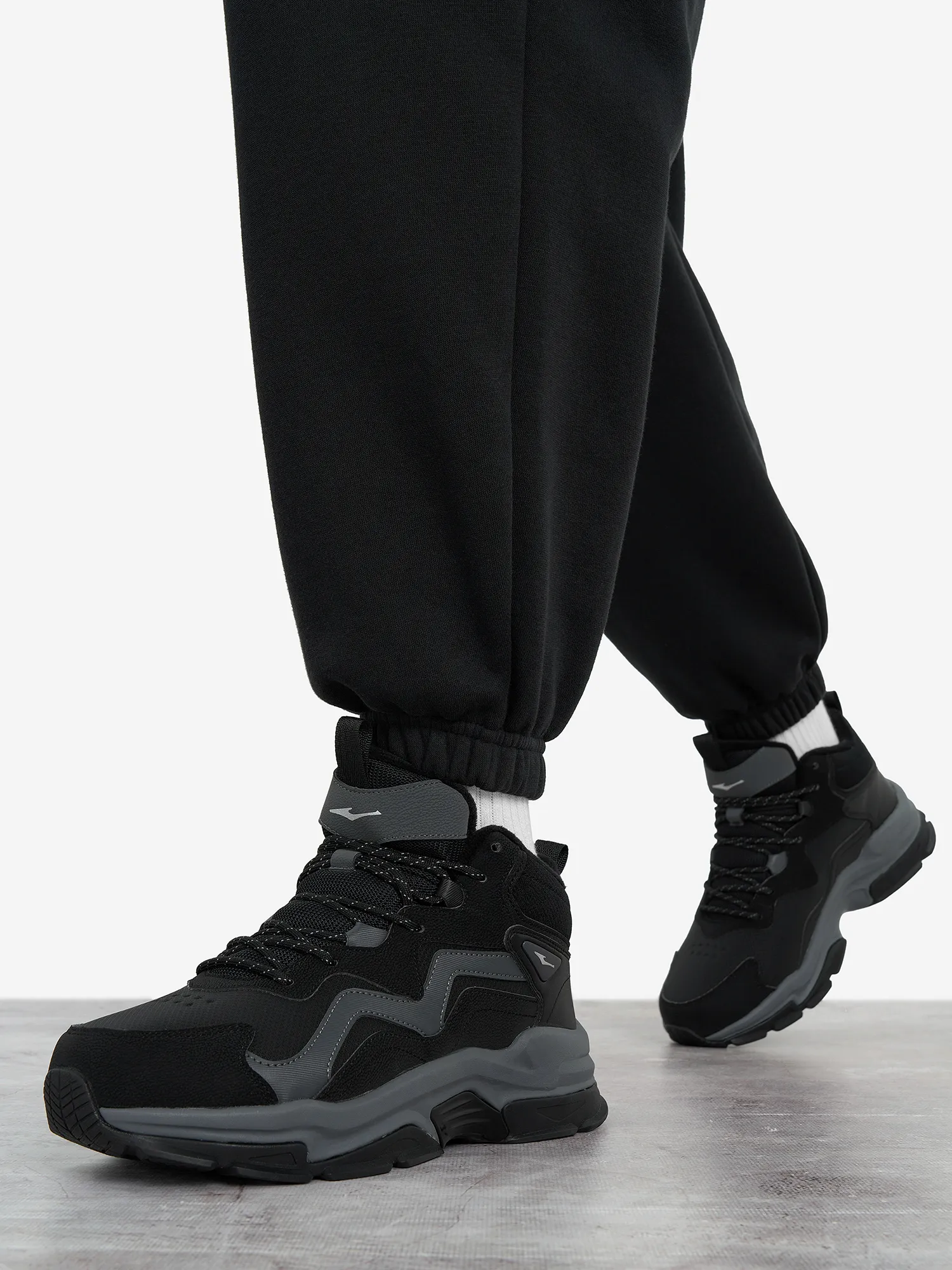 Кроссовки утепленные женские Erke, черный, арт. 12123421157-001e1m-.