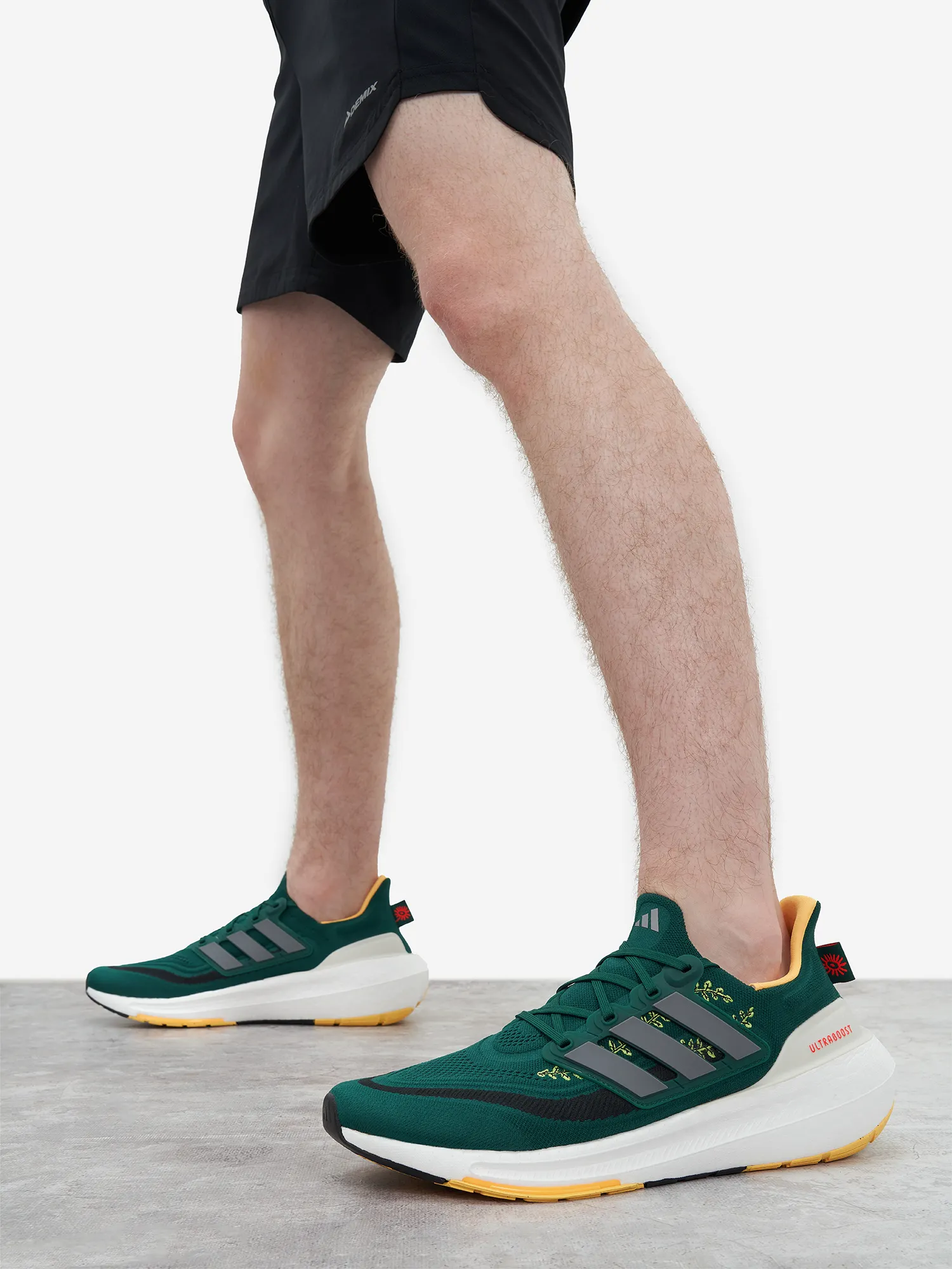 Кроссовки adidas Ultraboost Light Earth Day, зеленый, арт. ie5830a01-.
