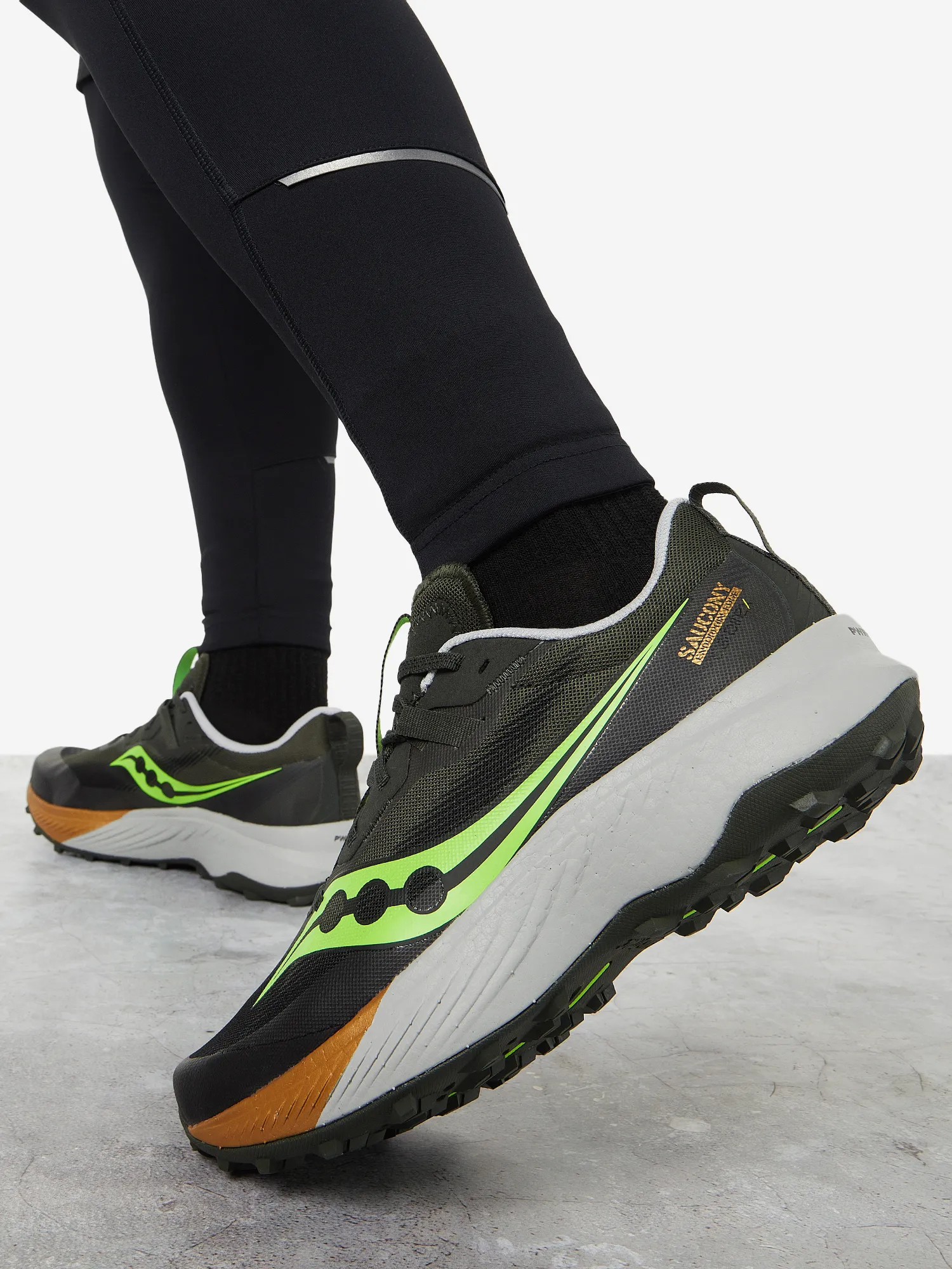 Кроссовки Saucony Endorphin Edge, черный, арт. s20773s3l-30