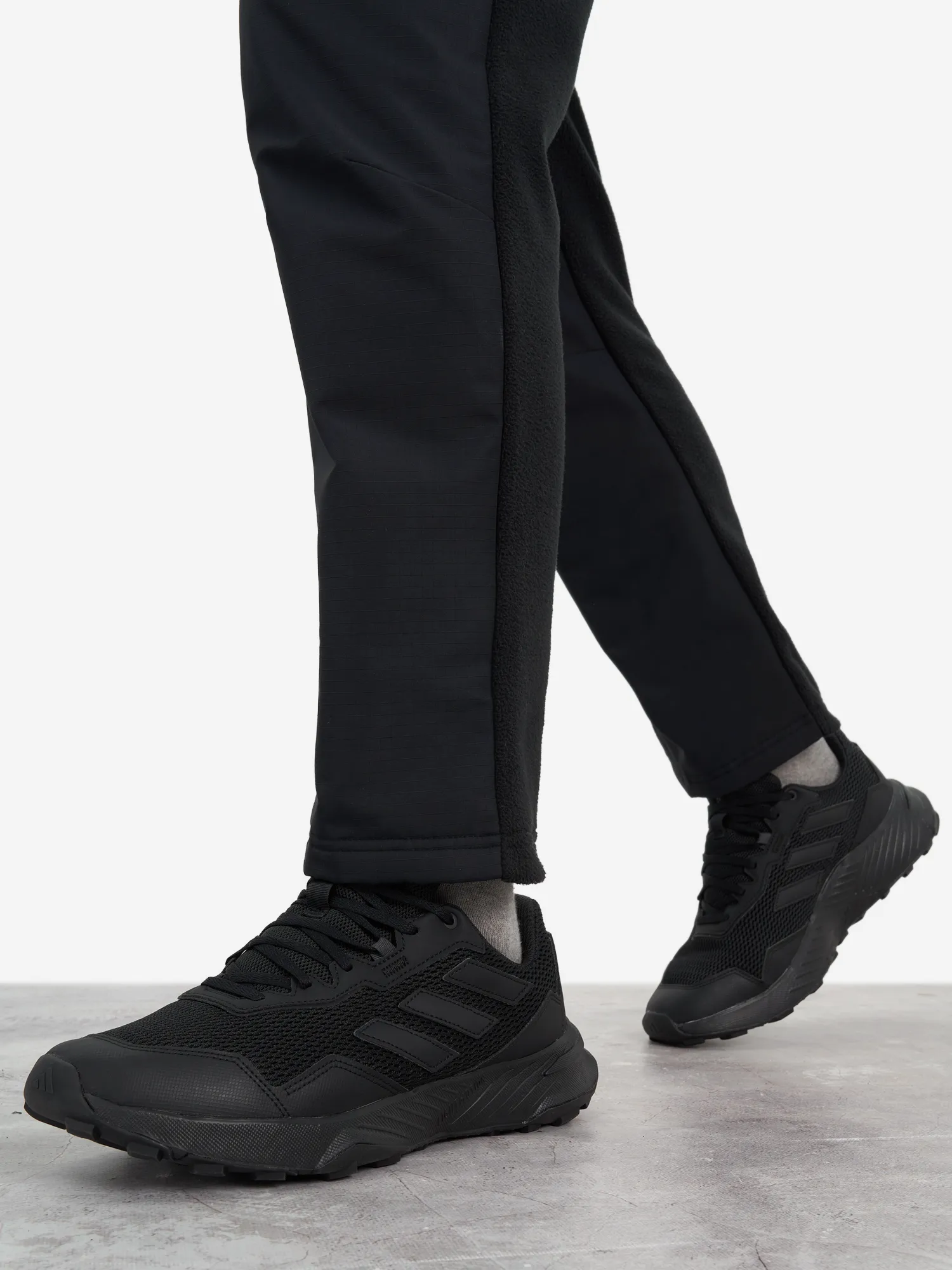 Кроссовки Adidas Tracefinder, черный, арт. ie5906a01-.