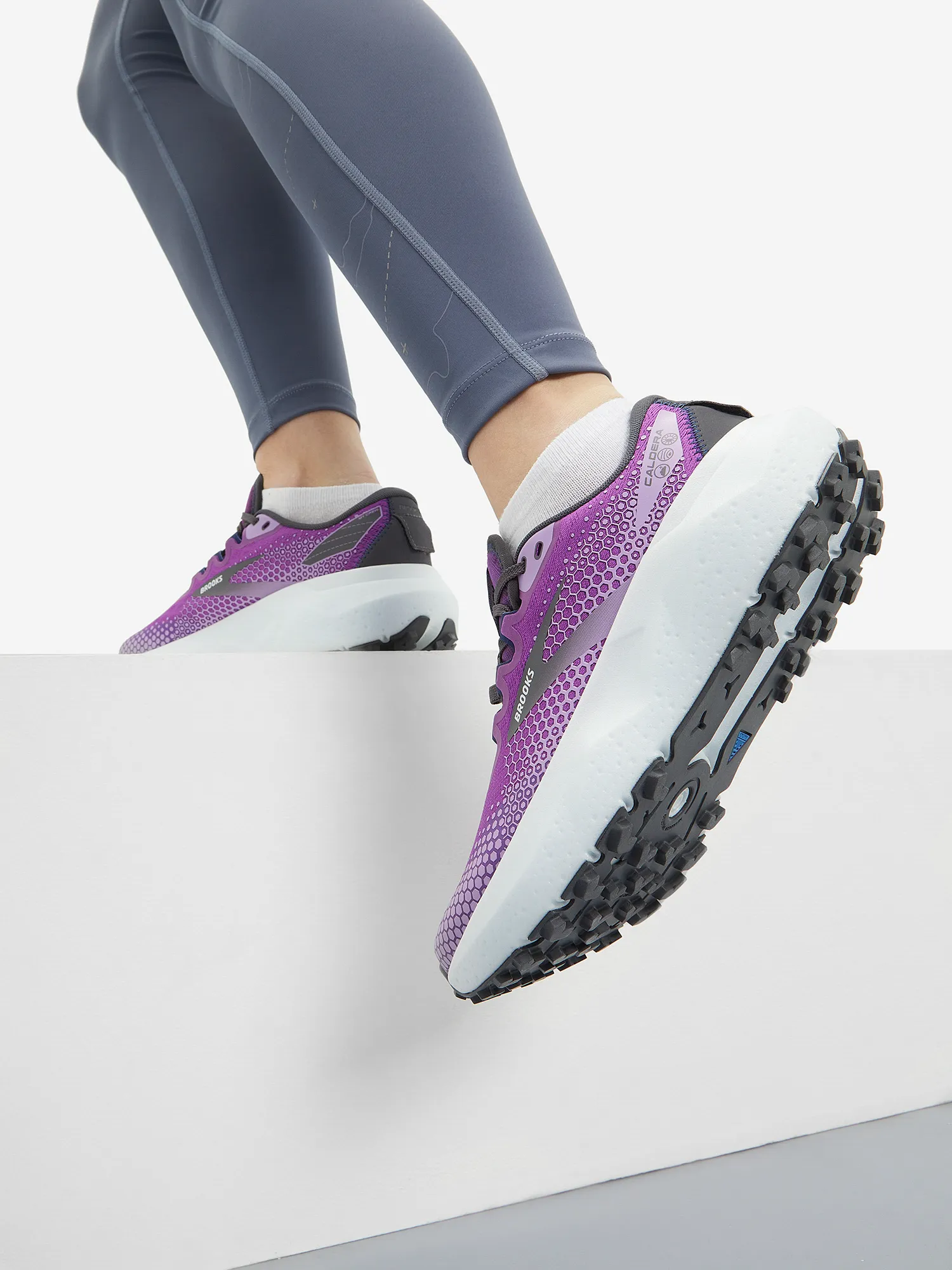 Кроссовки Brooks Caldera 6, фиолетовый, арт. 120366b0f-593